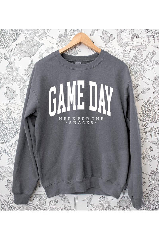 PLUS SIZE GAME DAY GRAPHIC SWEATSHIRT